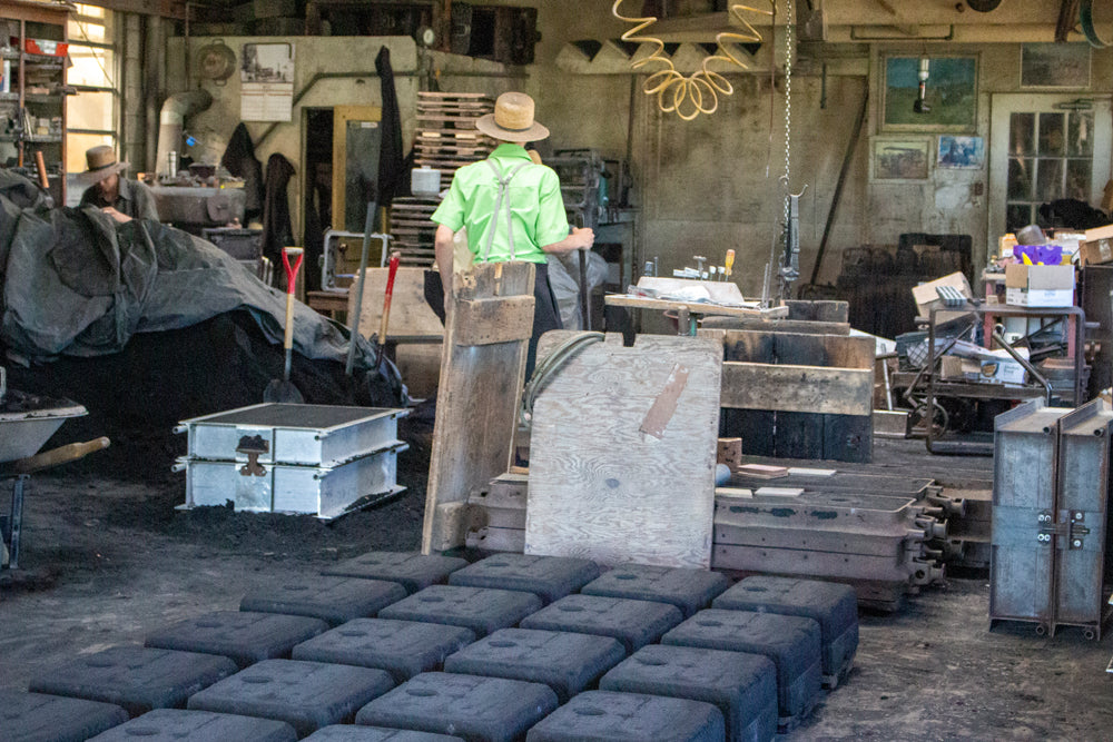 Workers in foundry